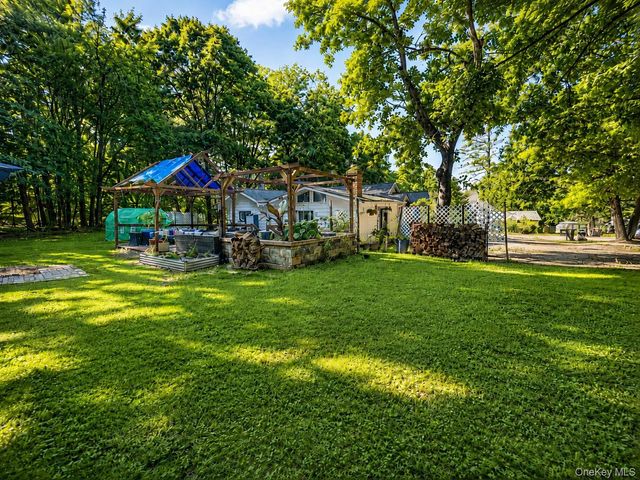 16 Upper Hillman Road, Warwick, NY 10990
