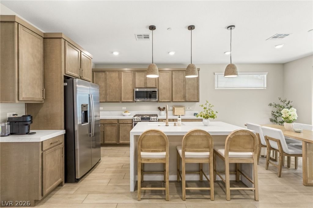 10449 Smokey Mariposa Avenue, Las Vegas, NV 89166 — exterior