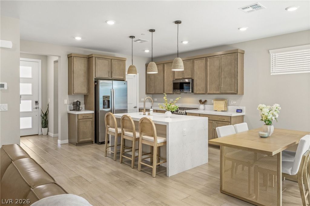 10449 Smokey Mariposa Avenue, Las Vegas, NV 89166 — photo 4