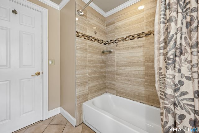 4 Pierson Drive, West Haven, CT 06516