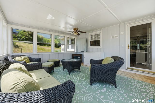 4 Pierson Drive, West Haven, CT 06516