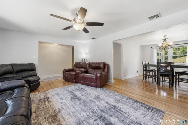 4 Pierson Drive, West Haven, CT 06516