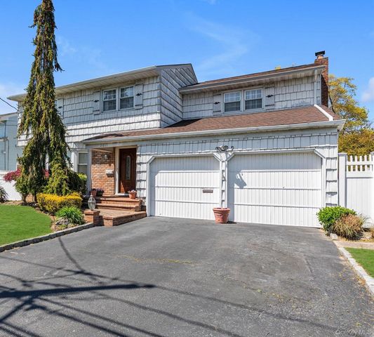 2011 Abbot Avenue, Merrick, NY 11566