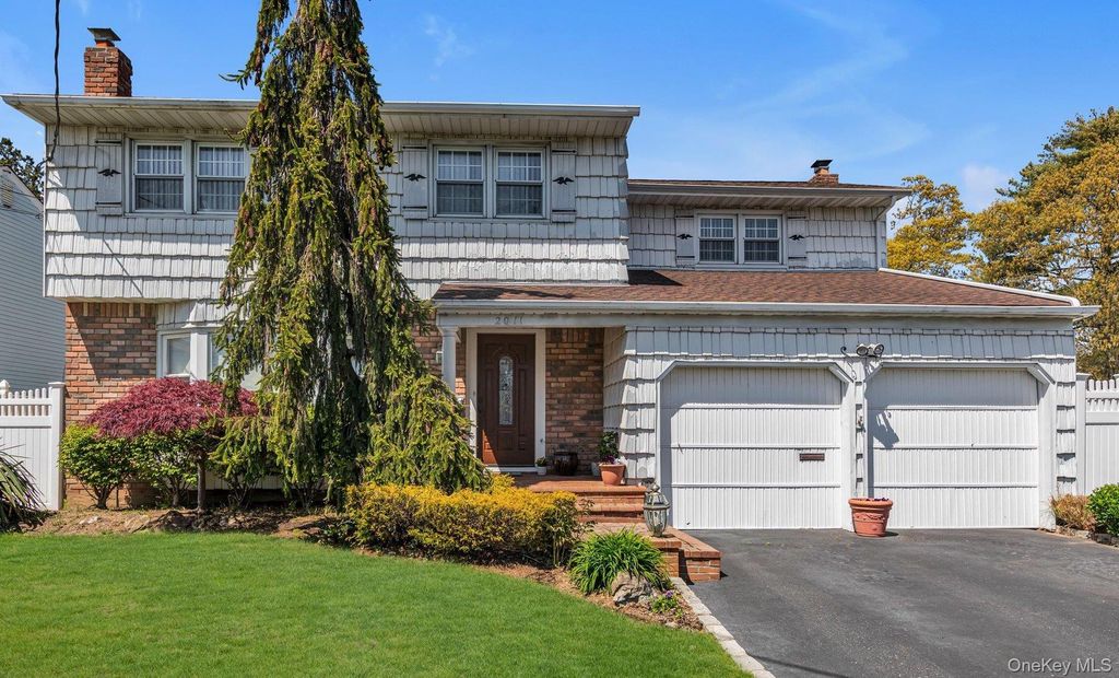 2011 Abbot Avenue, Merrick, NY 11566