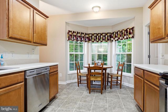 25 HIGH KNOB CT, Front Royal, VA 22630