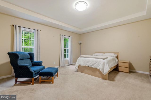 25 HIGH KNOB CT, Front Royal, VA 22630