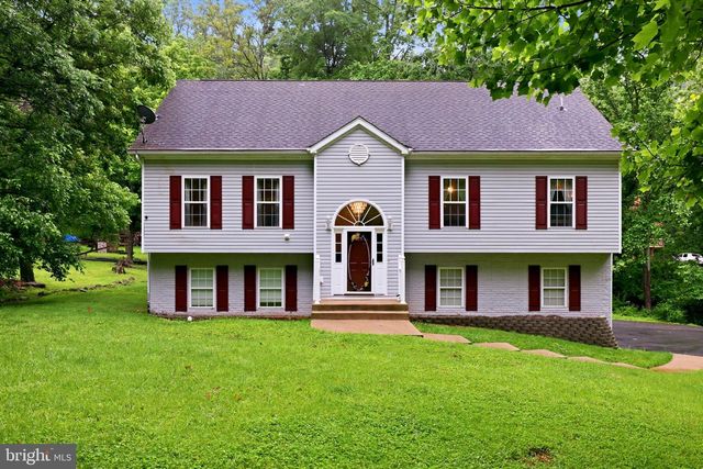 25 HIGH KNOB CT, Front Royal, VA 22630