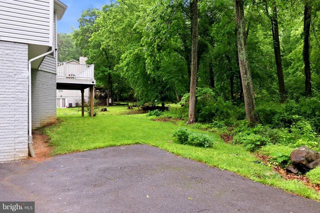 25 HIGH KNOB CT, Front Royal, VA 22630