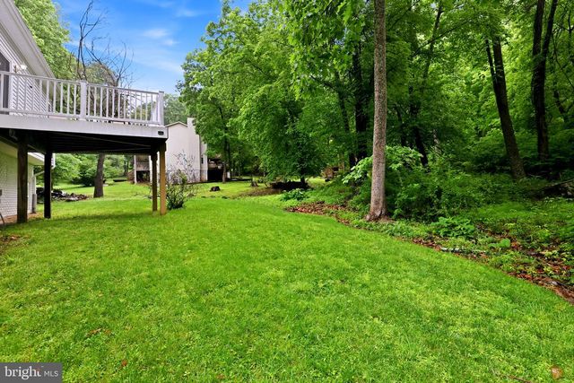 25 HIGH KNOB CT, Front Royal, VA 22630