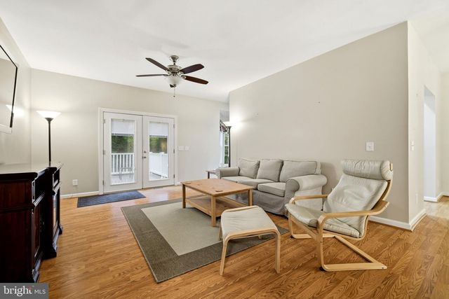 25 HIGH KNOB CT, Front Royal, VA 22630