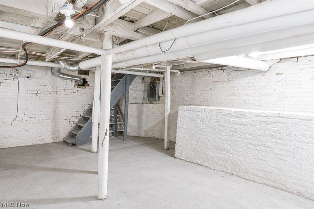 3410 Hancock Avenue, Cleveland, OH 44113