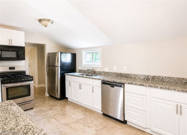 3410 Hancock Avenue, Cleveland, OH 44113