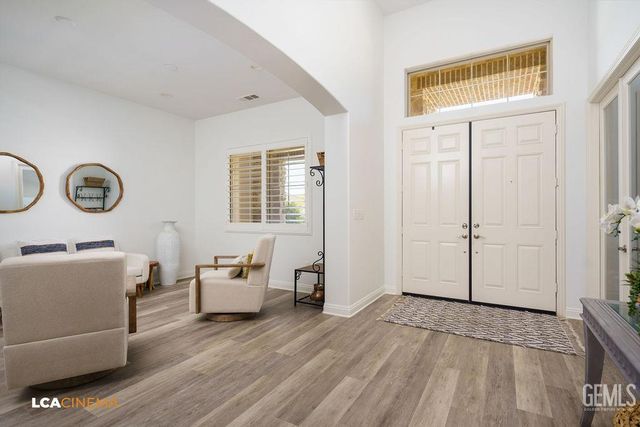 11702 Raindrop Lane, Bakersfield, CA 93311