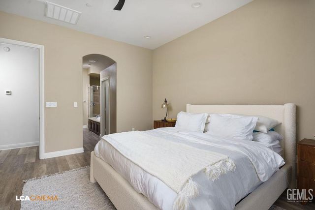 11702 Raindrop Lane, Bakersfield, CA 93311