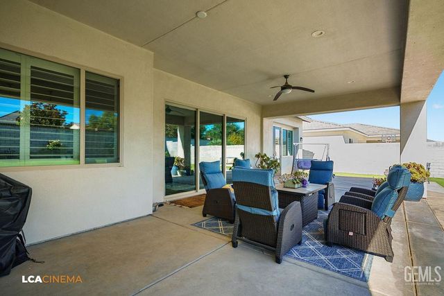 11702 Raindrop Lane, Bakersfield, CA 93311