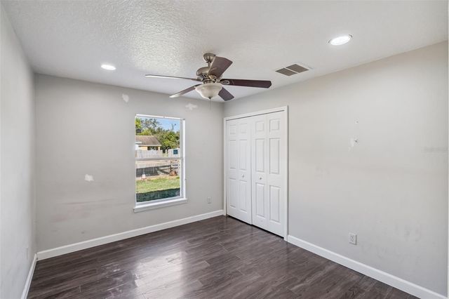 219 E 15TH STREET, Apopka, FL 32703