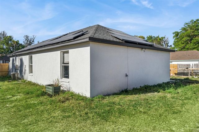 219 E 15TH STREET, Apopka, FL 32703