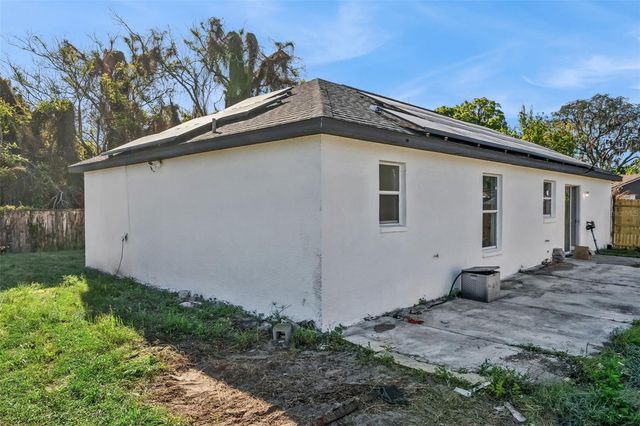 219 E 15TH STREET, Apopka, FL 32703