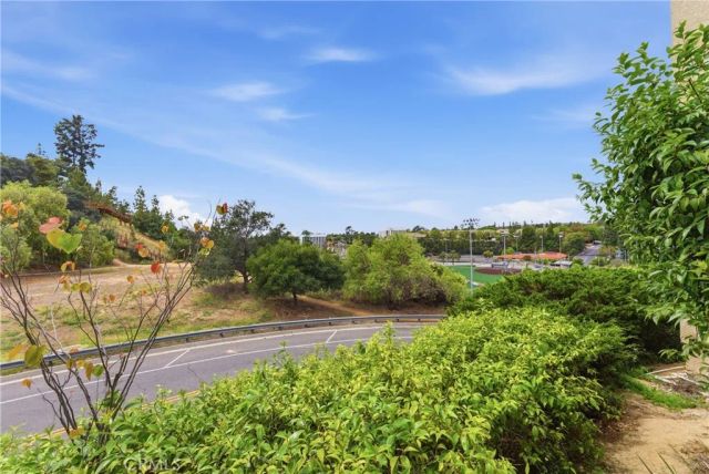 1307 Shadow Lane D, Fullerton, CA 92831