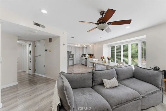 1307 Shadow Lane D, Fullerton, CA 92831