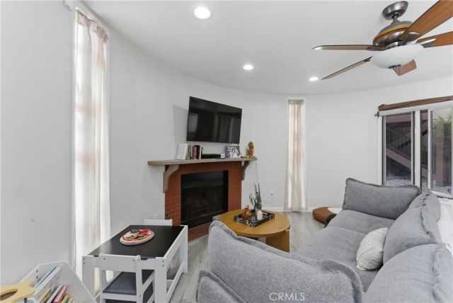 1307 Shadow Lane D, Fullerton, CA 92831