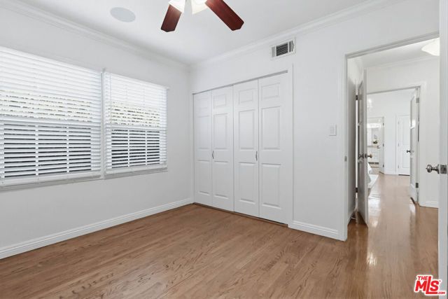 8344 Kenyon Avenue, Los Angeles, CA 90045