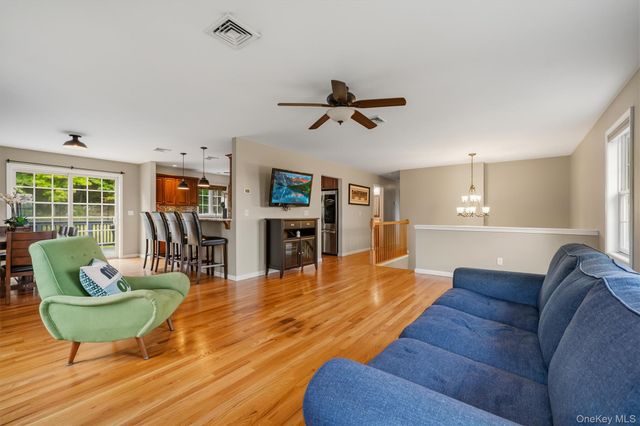 96 Bender Road, Westtown, NY 10998