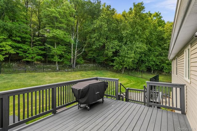 96 Bender Road, Westtown, NY 10998