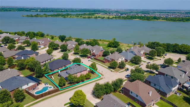 2845 Appaloosa Court, Little Elm, TX 75068