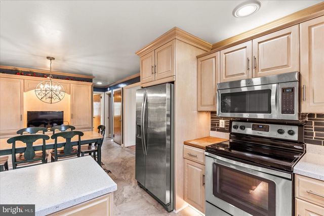 158 N GREEN ST, Palmyra, PA 17078