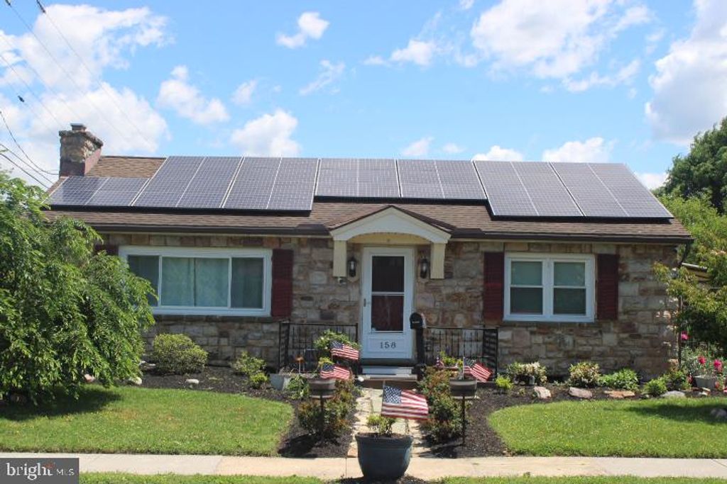 158 N GREEN ST, Palmyra, PA 17078