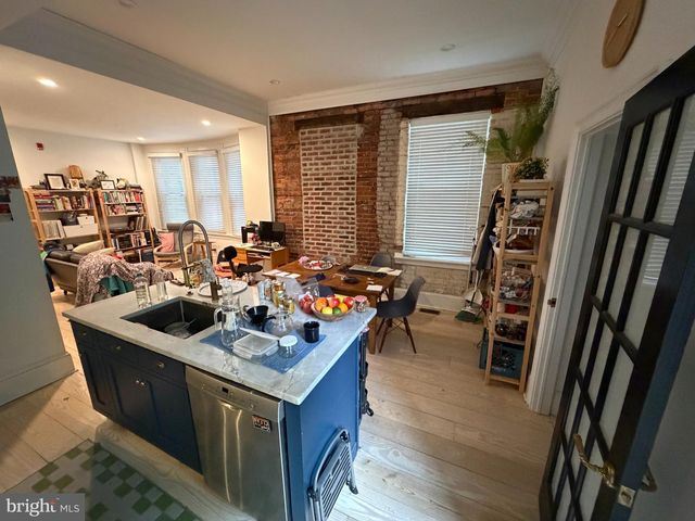813 S 49TH ST, Philadelphia, PA 19143