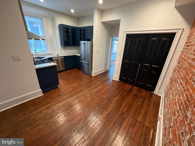 813 S 49TH ST, Philadelphia, PA 19143