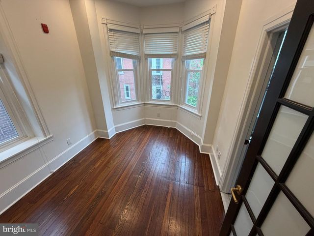 813 S 49TH ST, Philadelphia, PA 19143