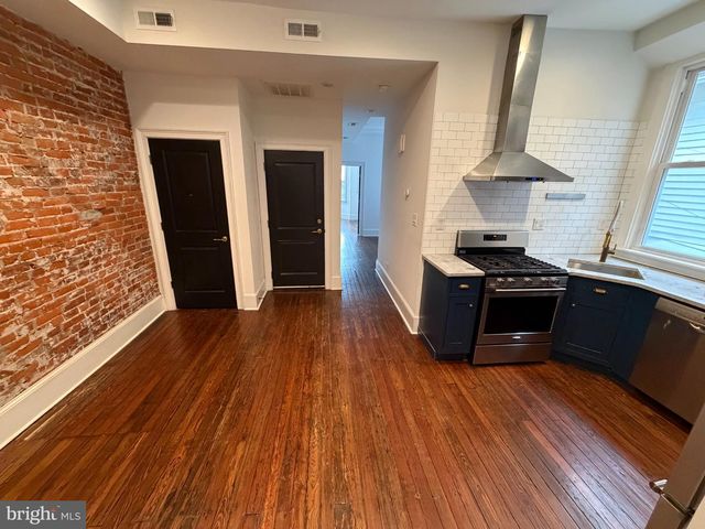 813 S 49TH ST, Philadelphia, PA 19143