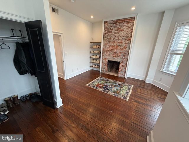 813 S 49TH ST, Philadelphia, PA 19143