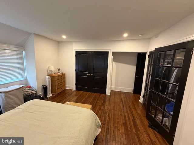 813 S 49TH ST, Philadelphia, PA 19143