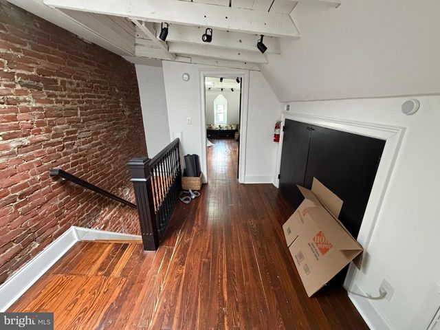 813 S 49TH ST, Philadelphia, PA 19143
