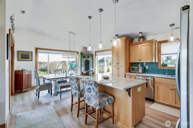 33410 G Street, Ocean Park, WA 98640