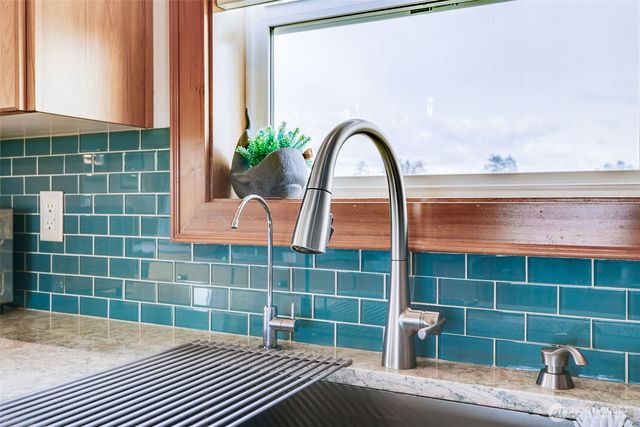 33410 G Street, Ocean Park, WA 98640