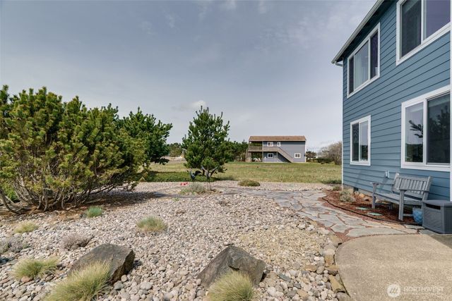 33410 G Street, Ocean Park, WA 98640