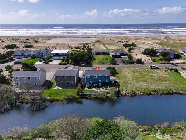 33410 G Street, Ocean Park, WA 98640