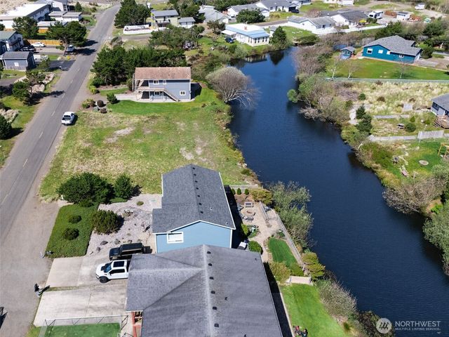 33410 G Street, Ocean Park, WA 98640