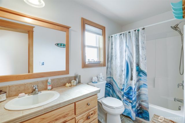 33410 G Street, Ocean Park, WA 98640