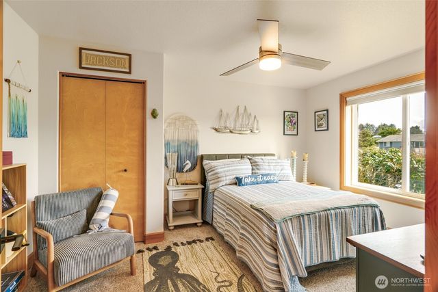 33410 G Street, Ocean Park, WA 98640