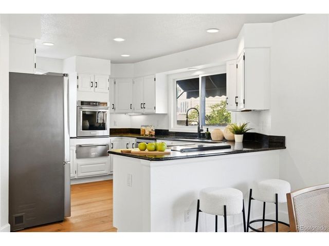 9223 Wolfdale Dr, Lone Tree, CO 80124