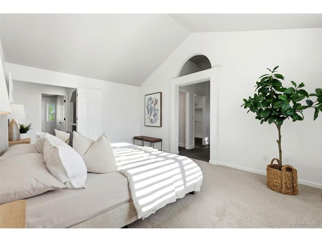 9223 Wolfdale Dr, Lone Tree, CO 80124