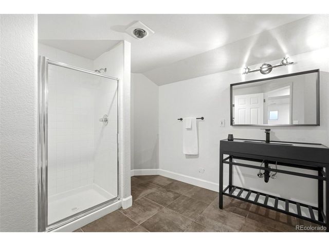 9223 Wolfdale Dr, Lone Tree, CO 80124