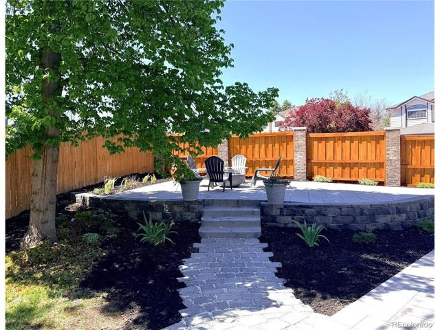 9223 Wolfdale Dr, Lone Tree, CO 80124