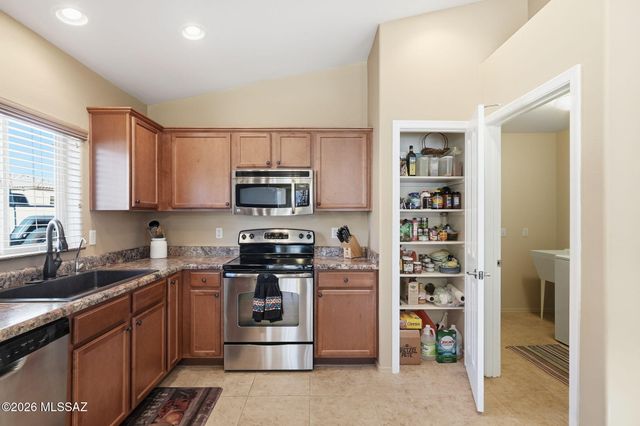 1507 N Via Mazatlan, Green Valley, AZ 85614